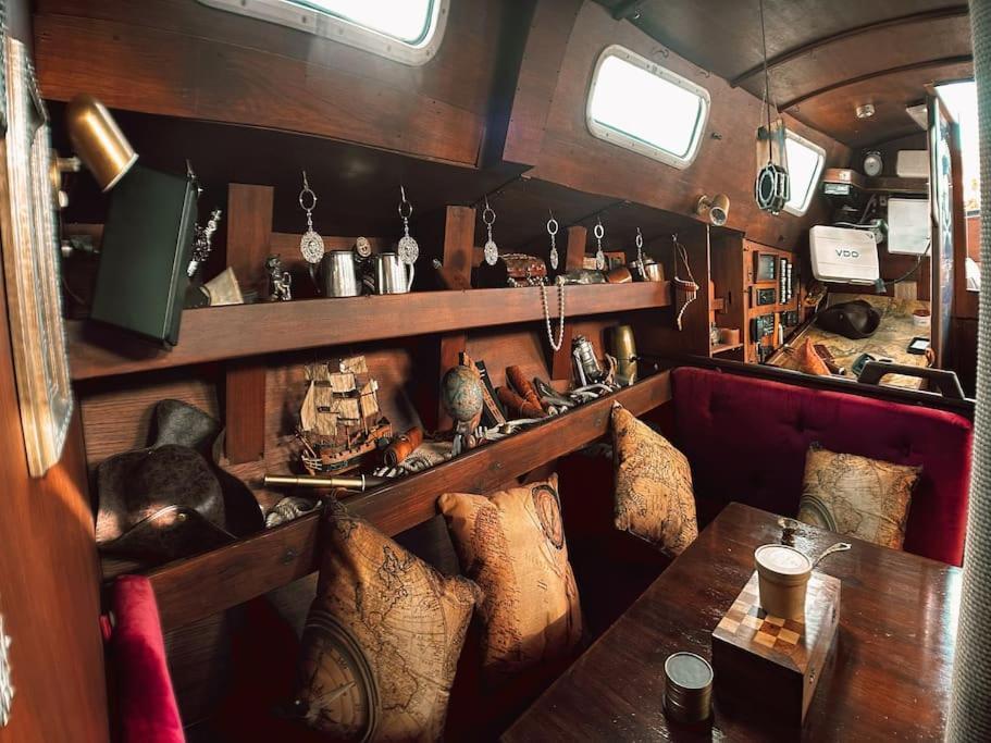 The Captains Locker - 30Ft Yacht San Miguel de Abona Exterior foto